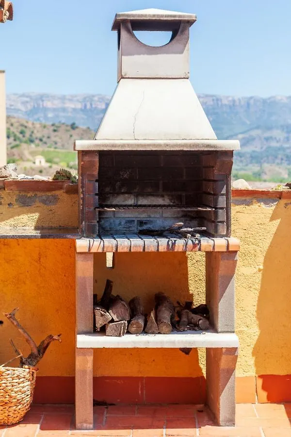 Cal Salut Alojamiento rural con encanto Gratallops España