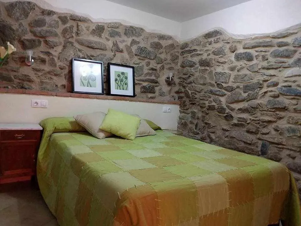 Cal Salut Alojamiento rural con encanto Gratallops España